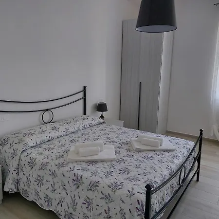A Casa Di Enrichetta Μονταλτσίνο